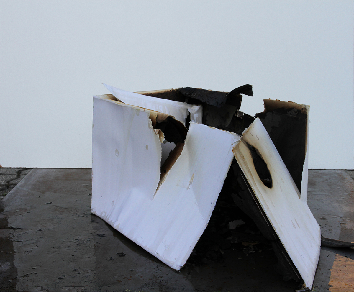 Clemens Hollerer, "Tearing down your blue skies", 2016. Photo © Clemens Hollerer